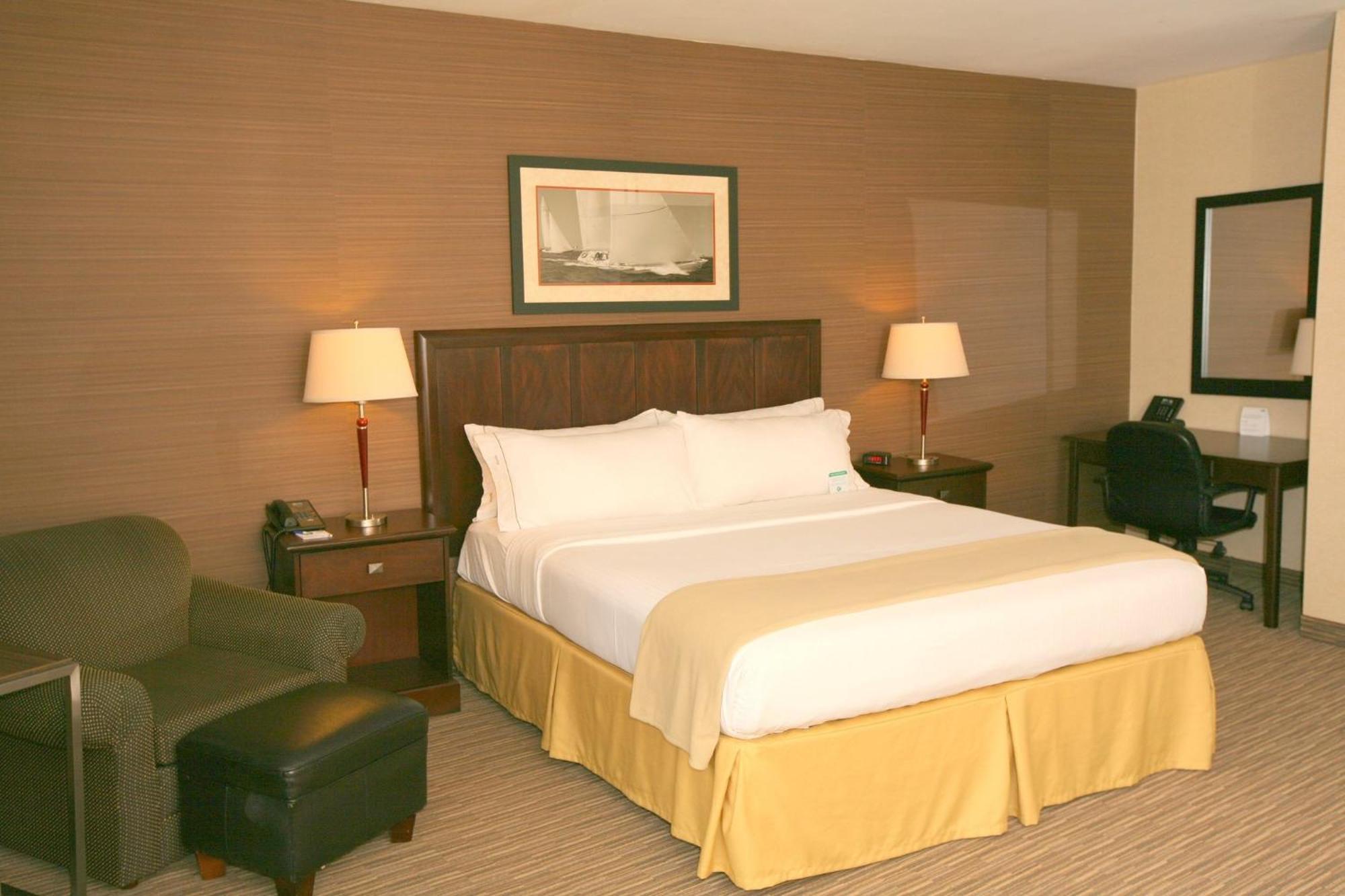 Holiday Inn Express San Diego South - Chula Vista By Ihg Extérieur photo